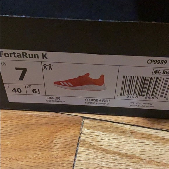 Running shoes - Picture 5 of 5